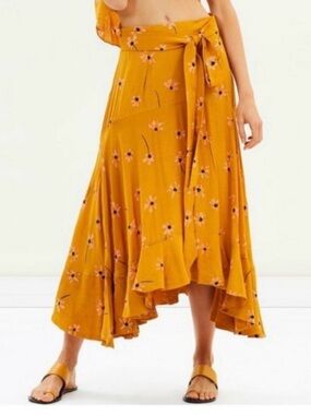 Faithfull the Brand Gold Yellow Mustard Floral High-Low Skirt M sz 6 EXCELLENT